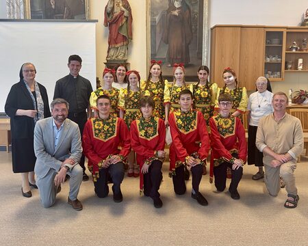 Vöcklabrucker Franziskanerinnen seit 30 Jahren in Kasachstan