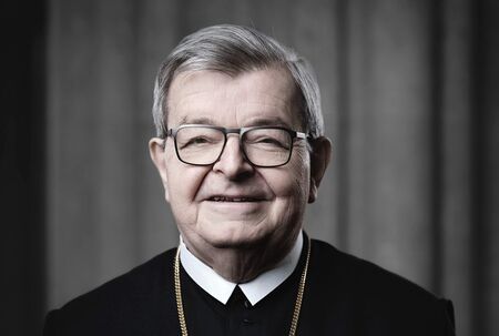 em. Abt Bruno Hubl (1947-2026)