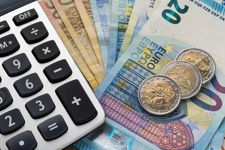 Geld und Taschenrechner