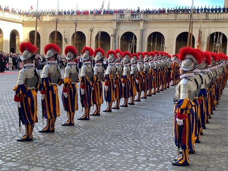 Vereidigung der Schweizergarde im Vatikan
