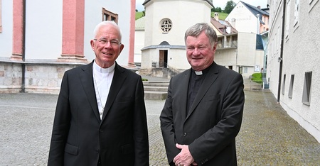 Erzbischof Franz Lackner (Vorsitzender der Bischofskonferenz) und Bischof Manfred Scheuer (stv. Vorsitzender)