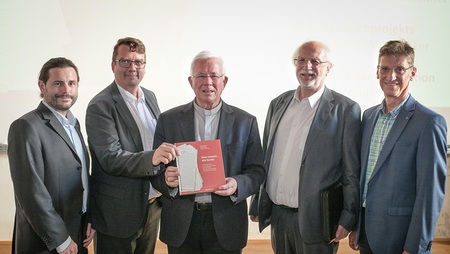 Neue Publikation erklärt Grenzen der Erzdiözese Salzburg