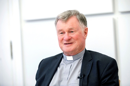 Scheuer: Christentum drängt auf 'gerechten Frieden'