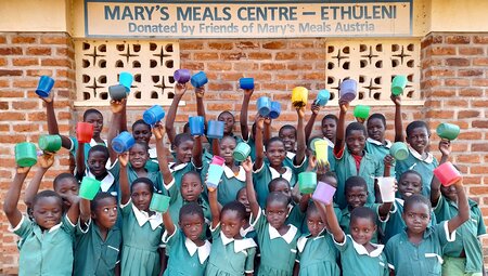 Mary's Meals versorgt nun täglich 3 Millionen Schulkinder weltweit