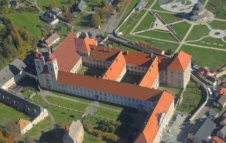 Stift St. Lambrecht aus der Vogelperspektive