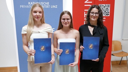 Linz: Fünf Maturantinnen mit KUL-Preis 2025 ausgezeichnet
